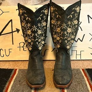 Smoky Black Tanner Mark Boots